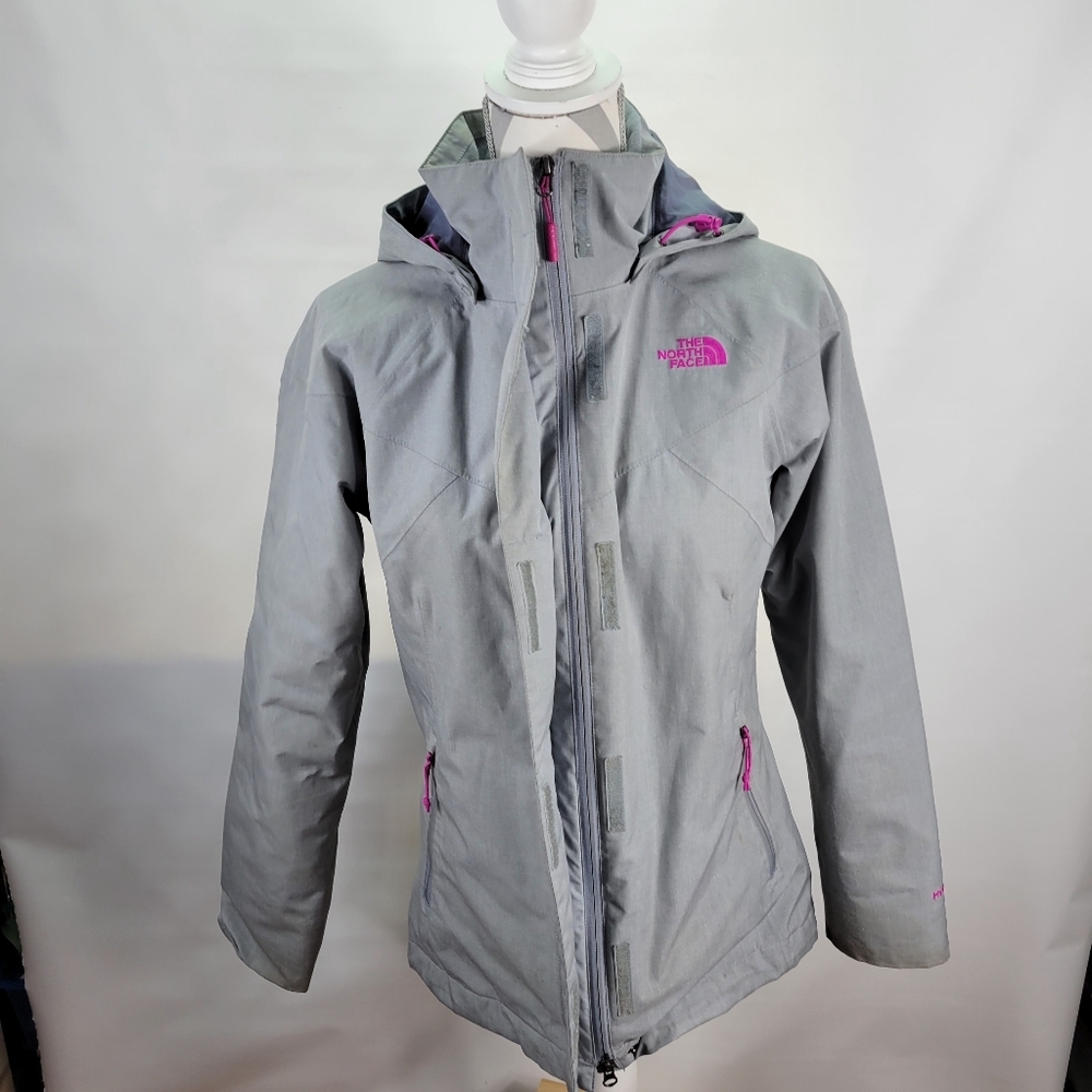 Womans The North Face HyVent Lightweight Jacket Gray/Pink size Small Hooded - Picture 3 of 16